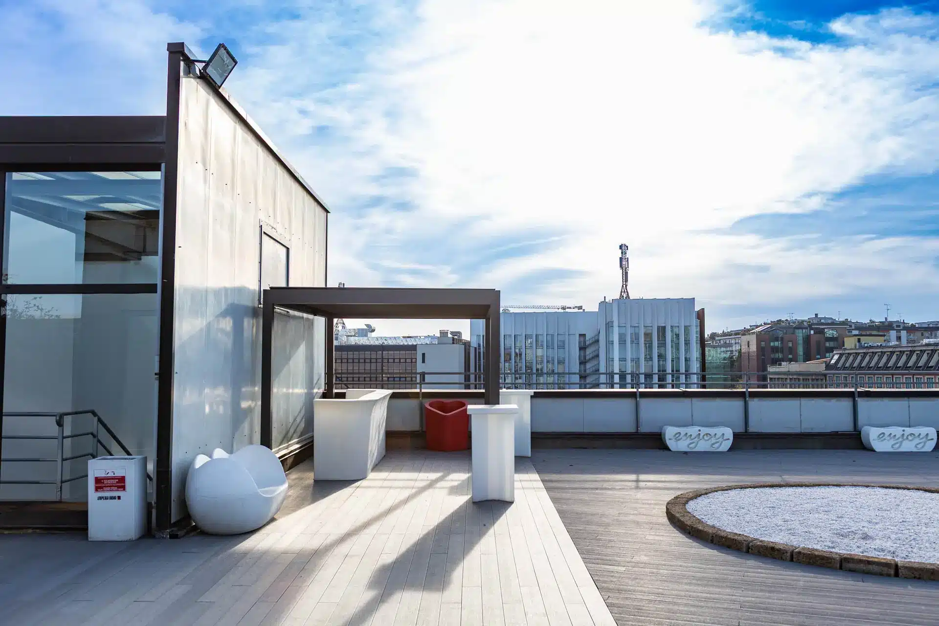 Rooftop – Terrace for cocktails and evening events at Superstudio Più